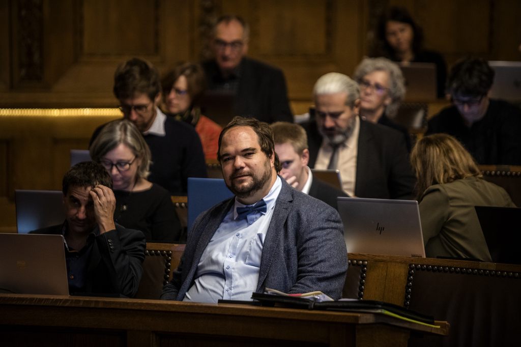 Regierung muss bei Cybersicherheit und Polizistenmangel aufholen