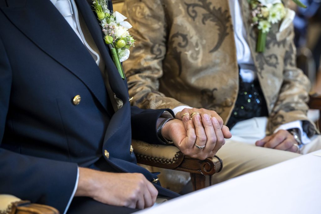 Nationalrat will Doppelnamen für Eheleute wieder einführen