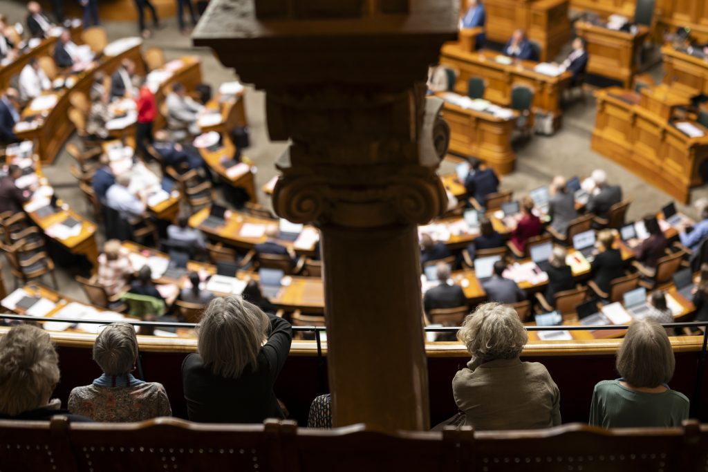 Nationalrat kritisiert das Klima-Urteil gegen die Schweiz