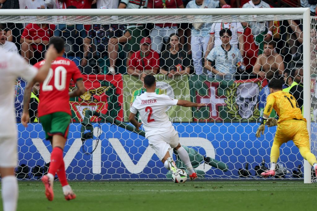 Portugal bezwingt Türkei – und wieder ist ein Eigentor dabei