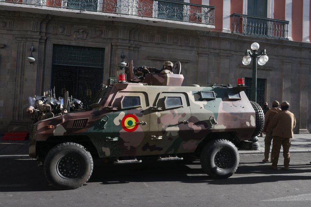 Militär zieht sich zurück: Putschversuch in Bolivien vorerst vereitelt