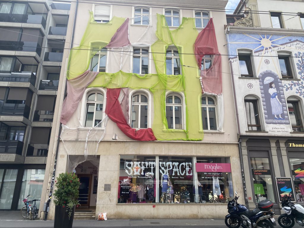 Jetzt wird abgerissen: Zoff um Haus an Clarastrasse kommt zu einem Ende