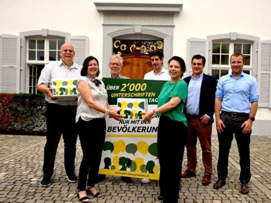 Komitee reicht Energiepolitik-Initiative ein