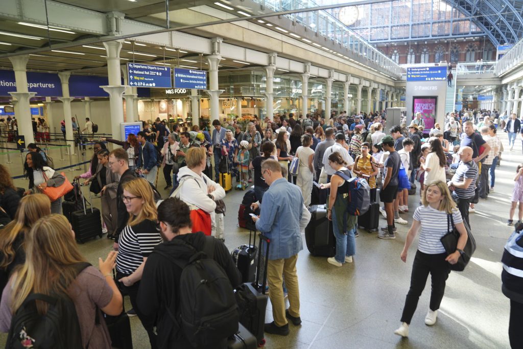 Brandanschläge auf französisches Bahnnetz: 800&#8217;000 Reisende betroffen