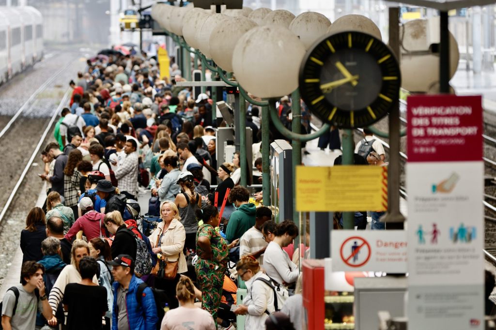 Bahnverkehr normalisiert sich nach Gleissabotage in Frankreich