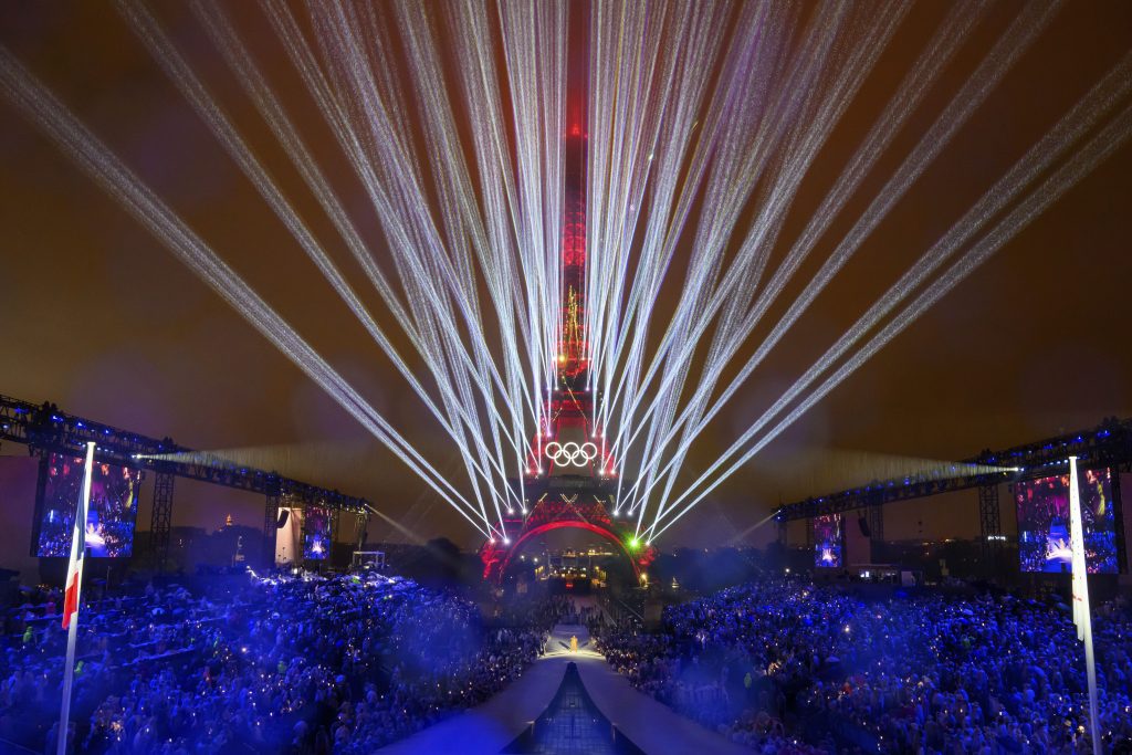 Olympische Spiele mit Parade auf der Seine eröffnet