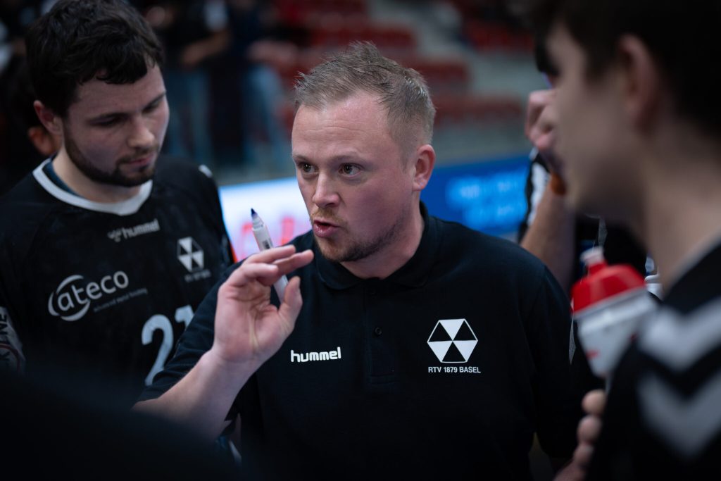 RTV Basel verlängert vorzeitig mit Trainer Thomas Haegeli
