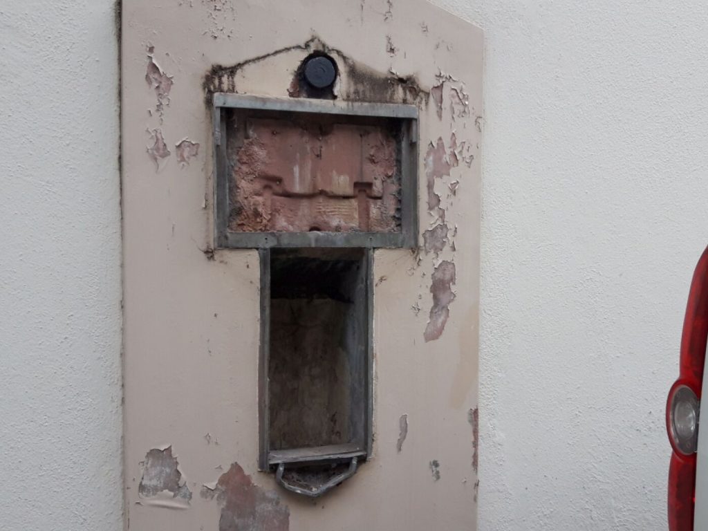 «Basler Dybli»-Briefkasten beschädigt &#8211; Post erstattet Anzeige