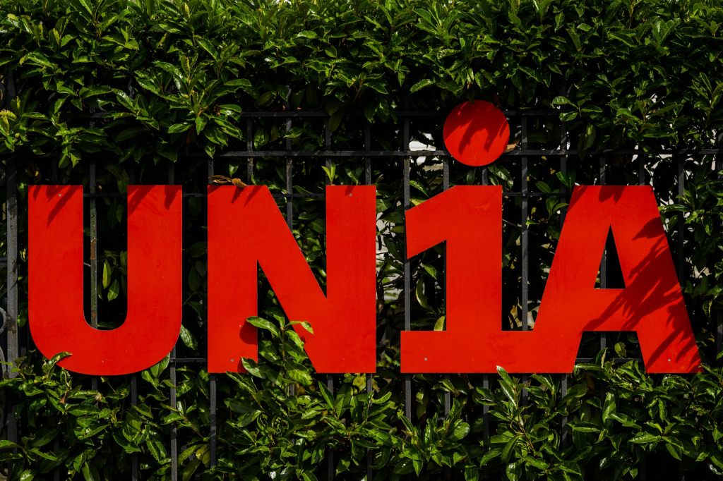 Unia: Schere zwischen höchsten und tiefsten Löhnen immer grösser