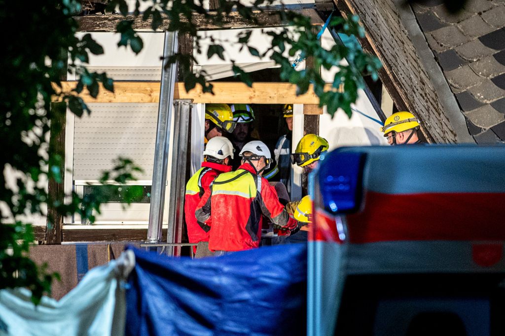 Alle Überlebenden aus Hotel-Trümmern gerettet
