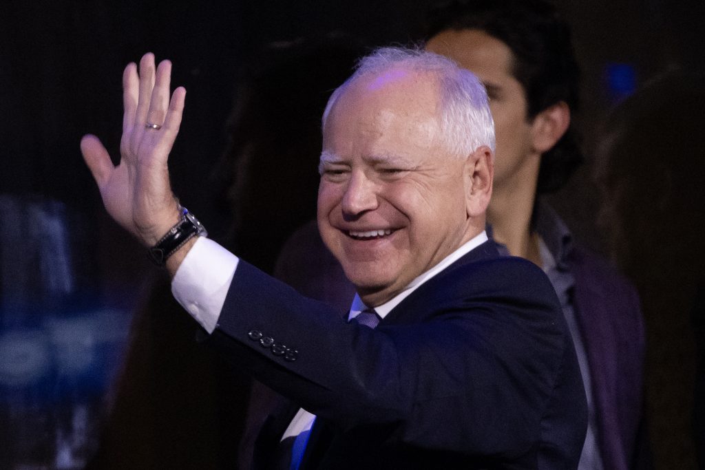 Walz von Demokraten als Vize bestätigt