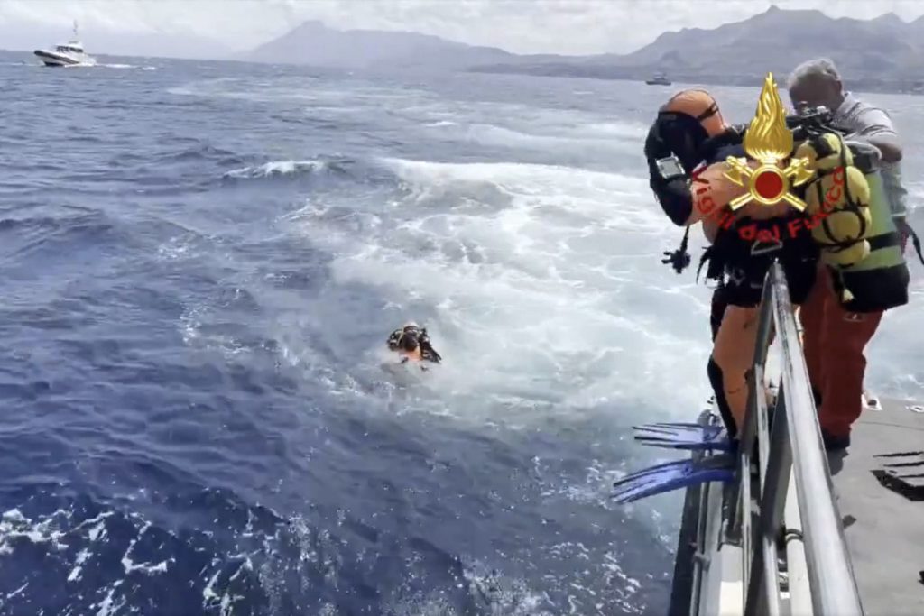 Zwei Leichen an Bord von gesunkener Jacht vor Sizilien entdeckt