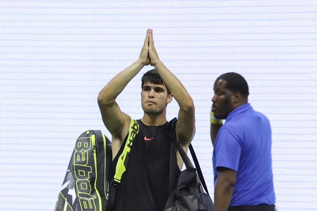 Carlos Alcaraz scheitert an den US Open überraschend in Runde 2