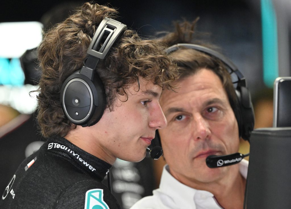 Mercedes bestätigt 18-jährigen Antonelli als Hamilton-Erbe