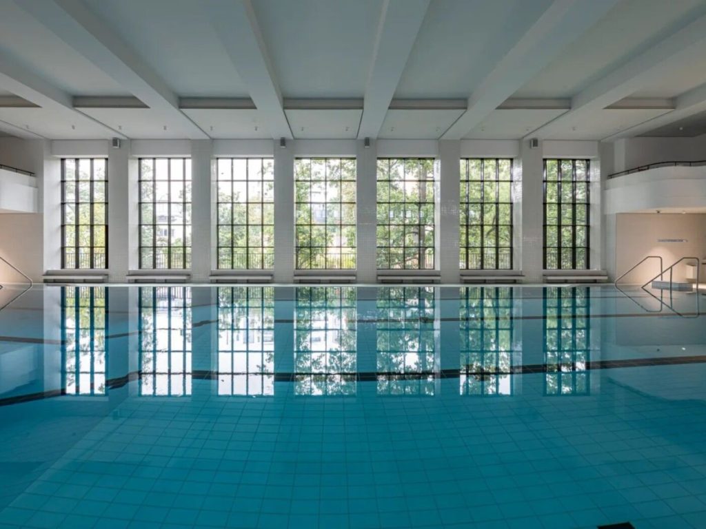 Ab dem Wochenende kannst du im Rialto wieder schwimmen gehen