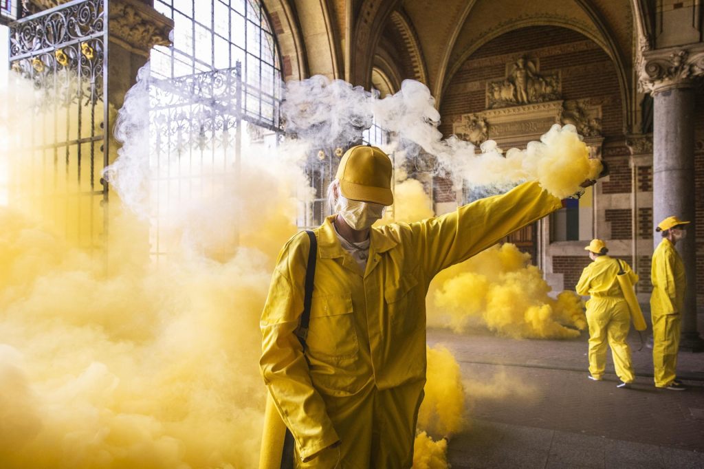 Rijksmuseum wegen Störaktion von Klima-Demonstranten stundenlang geschlossen