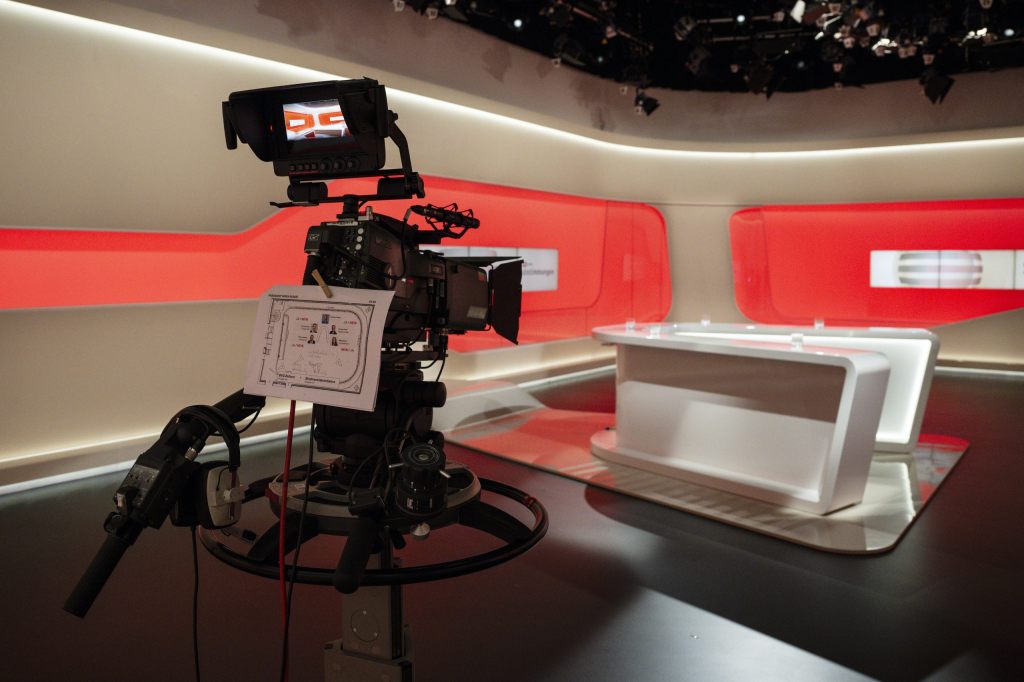 SRF baut rund 75 Vollzeitstellen ab – die meisten in der Produktion