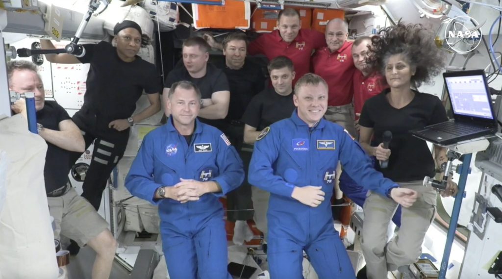 Russe und Amerikaner an der ISS angekommen