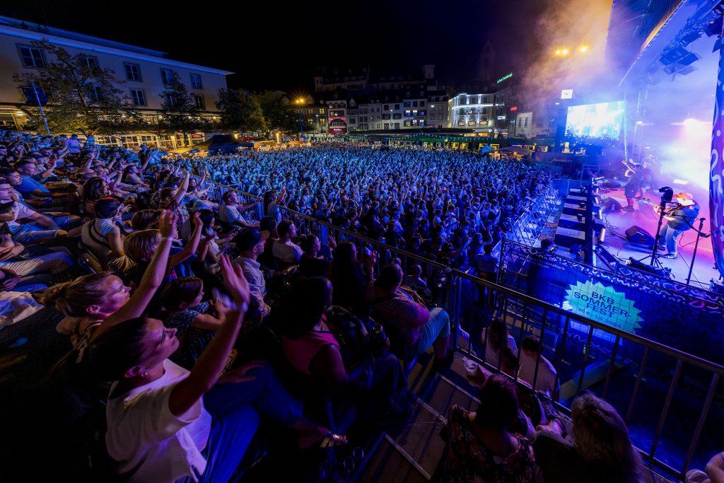 Rund 30&#8217;000 Personen feierten am BKB Sommerfest
