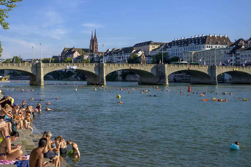 Gute Noten für die Wasserqualität in den Flüssen bei Basel
