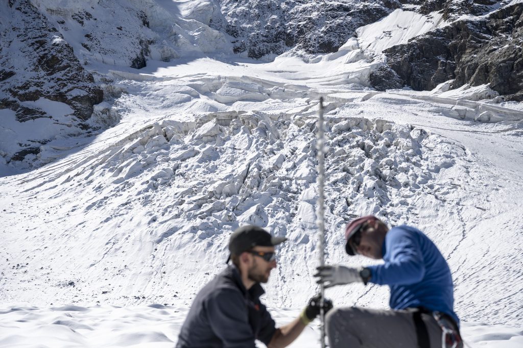 Schweizer Gletscher sind 2024 erneut markant geschmolzen