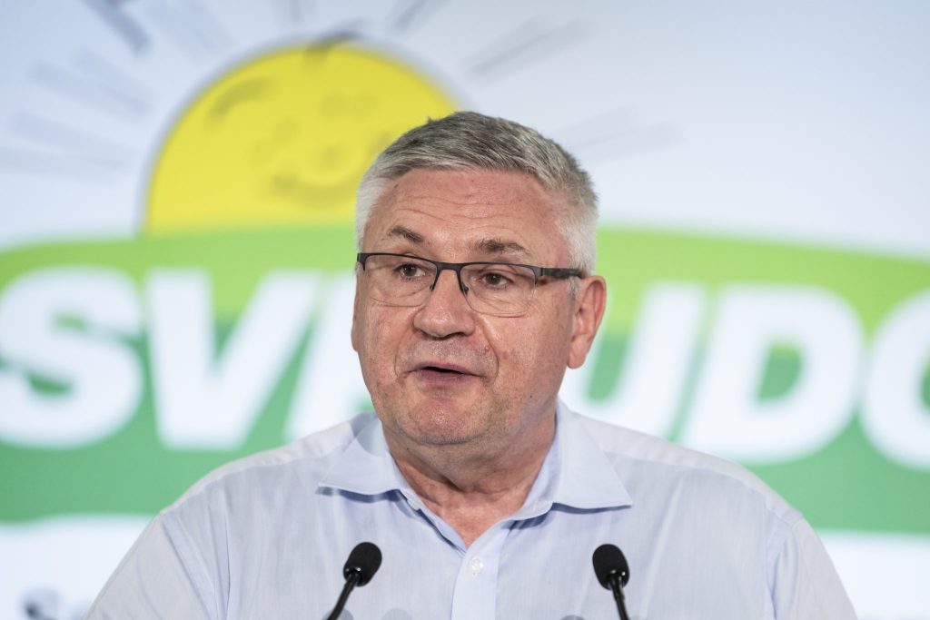 Grossrätin unter Polizeischutz: Parteien fordern Entschuldigung von Glarner