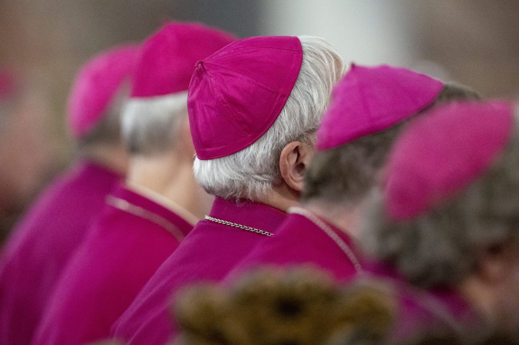 Vatikan rügt mehrere Schweizer Bischöfe im Umgang mit Missbrauchs-Vorwürfen
