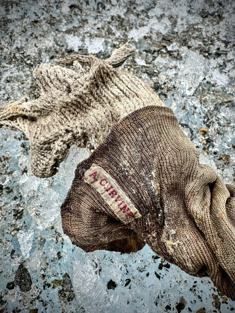 Nach 100 Jahren: Sterbliche Überreste von Irvine am Mount Everest entdeckt