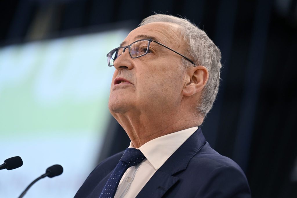 Parmelin stellt Argumente für Änderungen im Mietrecht vor