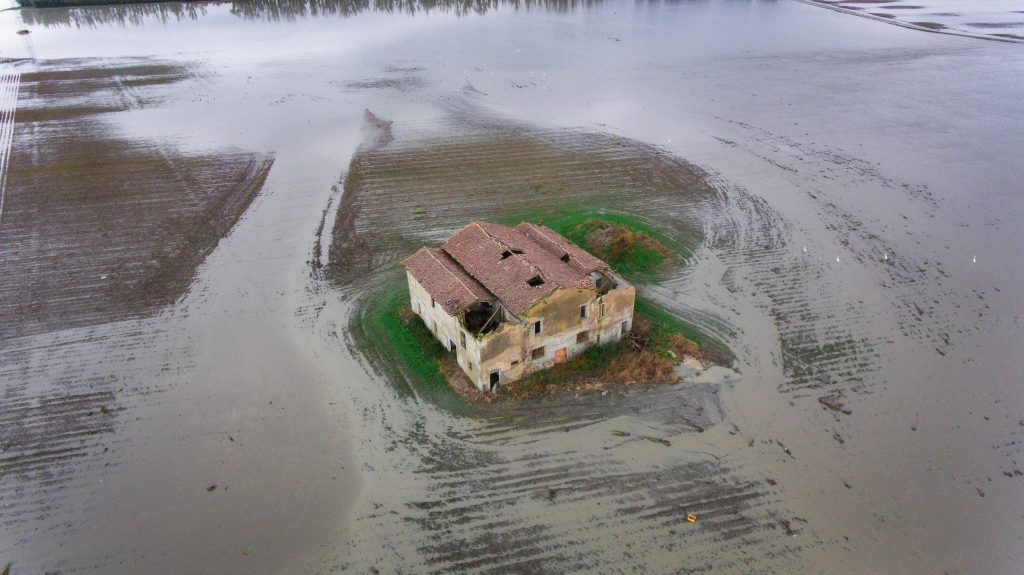 Tausende in Italien nach heftigem Regen evakuiert