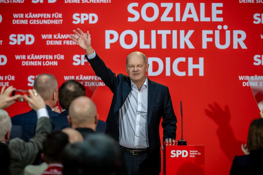 Scholz schwört SPD auf harten Wahlkampf ein