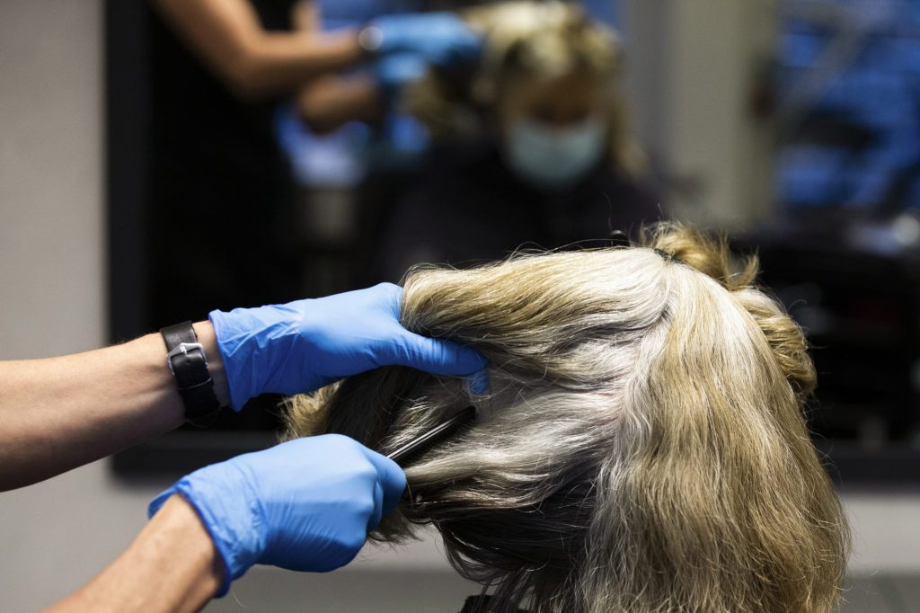 Basler Kantonslabor stoppt gefährliche Haarprodukte