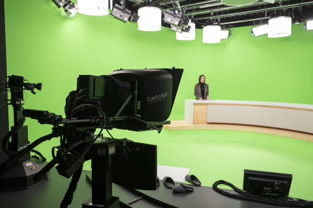 Kleine Unternehmen sollen weniger Radio und Fernseh-Gebühren zahlen müssen
