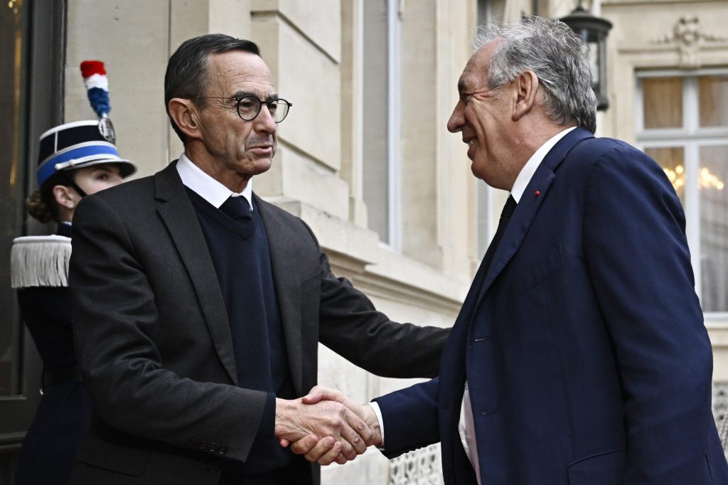 Frankreich: Neue Mitte-Rechts-Regierung steht