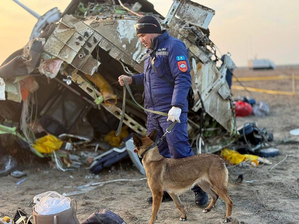 Ermittlungen nach Absturz des Passagierjets in Kasachstan