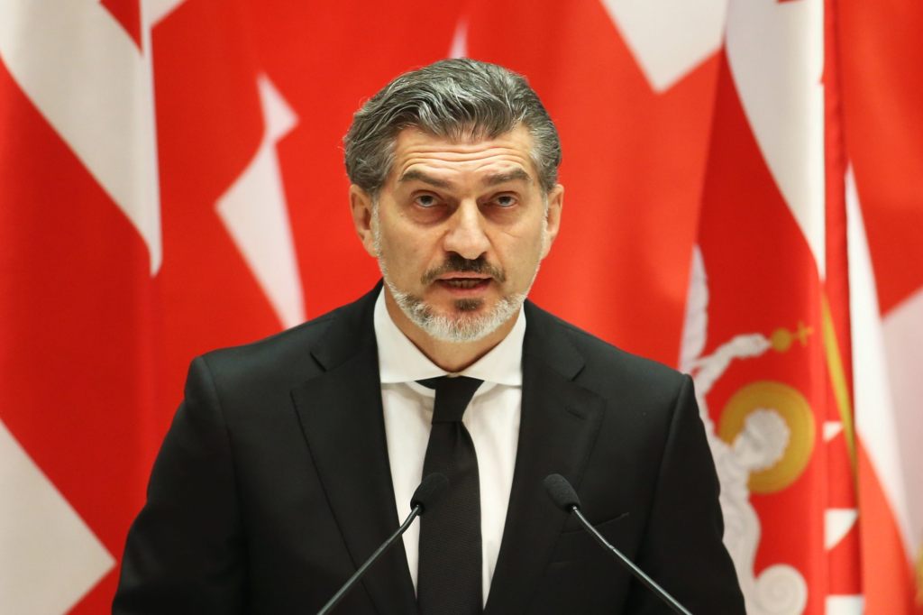 Ex-FCB-Spieler Kawelaschwili als Präsident Georgiens vereidigt