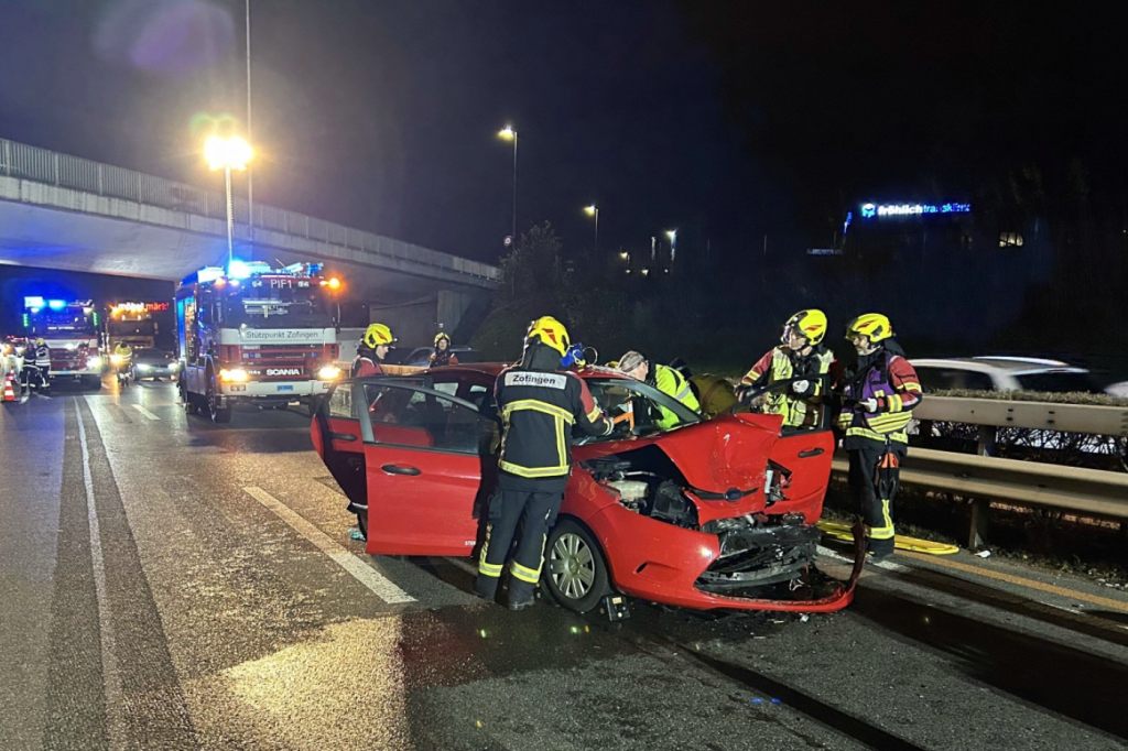 Schwere Auffahrkollisionen im Aargau fordern zwei Verletzte