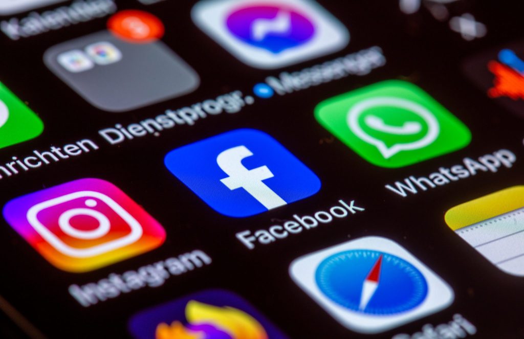 Faktenchecker adé: Meta öffnet die Schleusen