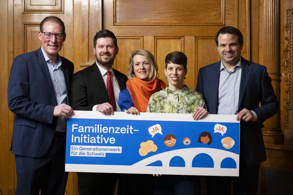 Grüne und GLP lancieren Familienzeit-Initiative mit