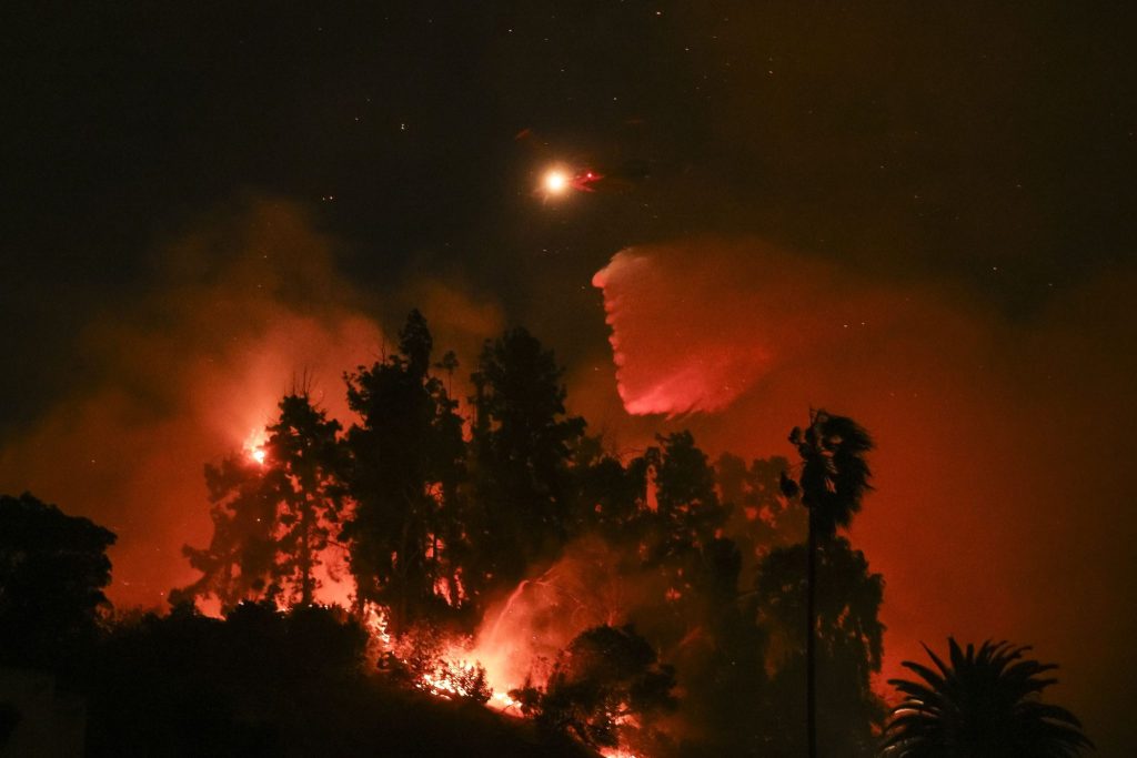 Feuersturm in Los Angeles: Hollywood muss evakuiert werden