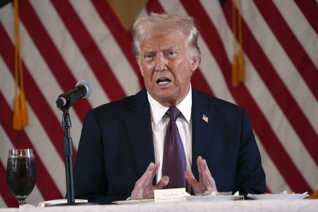Trumps Abschiebe-Pläne: Massenfestnahmen sollen Dienstag beginnen