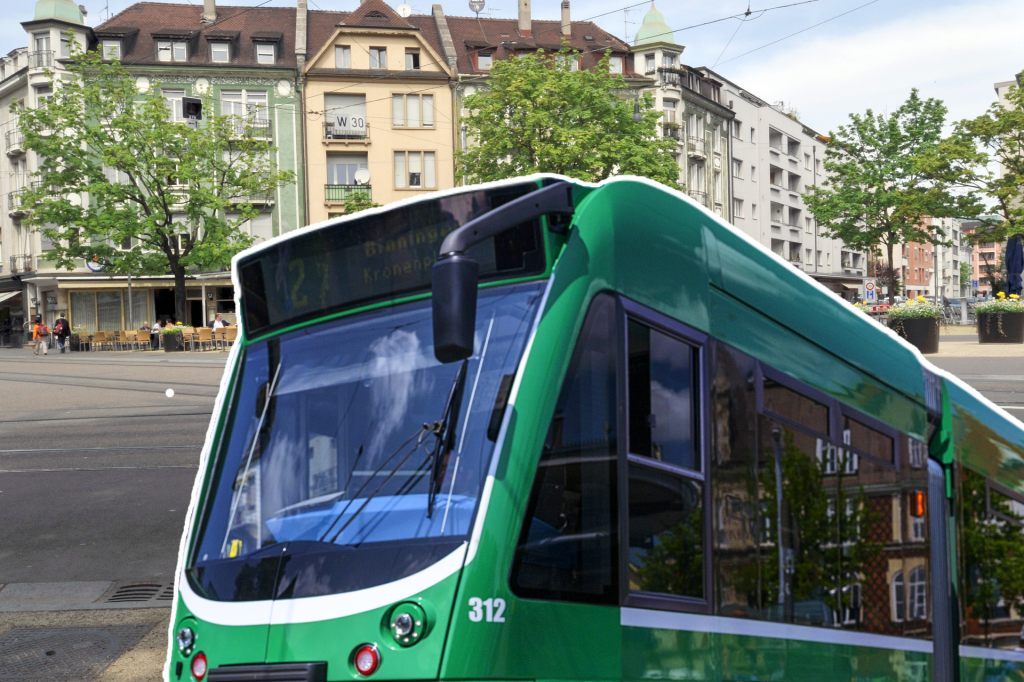 Streit um verlegte 15er-Haltestelle am Tellplatz