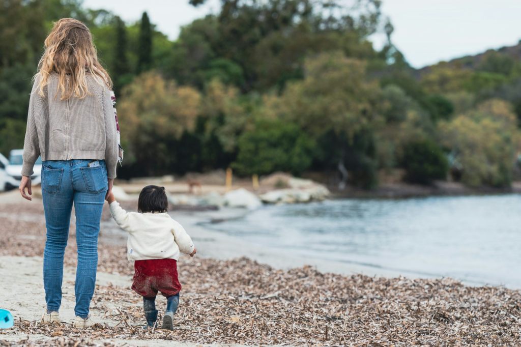 Bundesrat will Adoptionen von Kindern aus dem Ausland verbieten