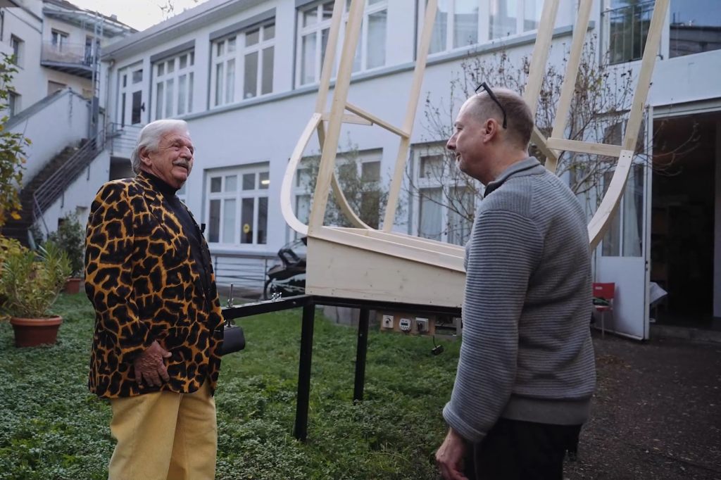 Vorfasnachts-Fieber mit -minu: Die Arbeit hinter dem Laternen-Gestell