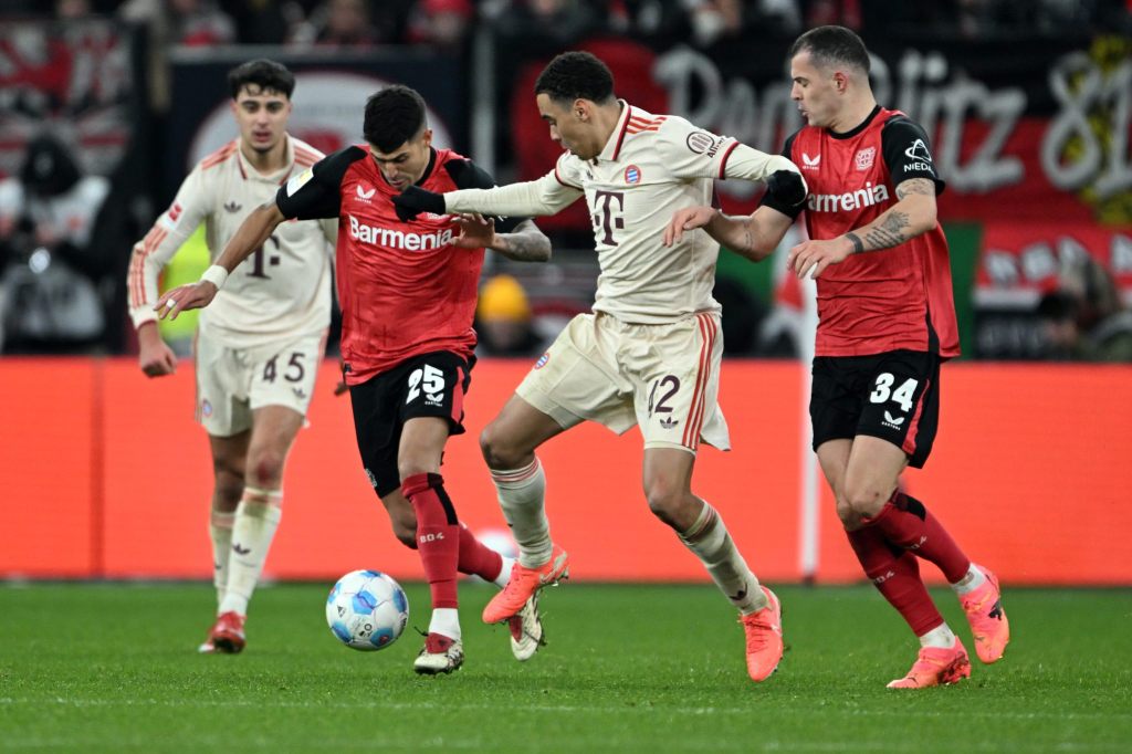 Bayern München reicht glückliches 0:0 für komfortable Tabellenführung