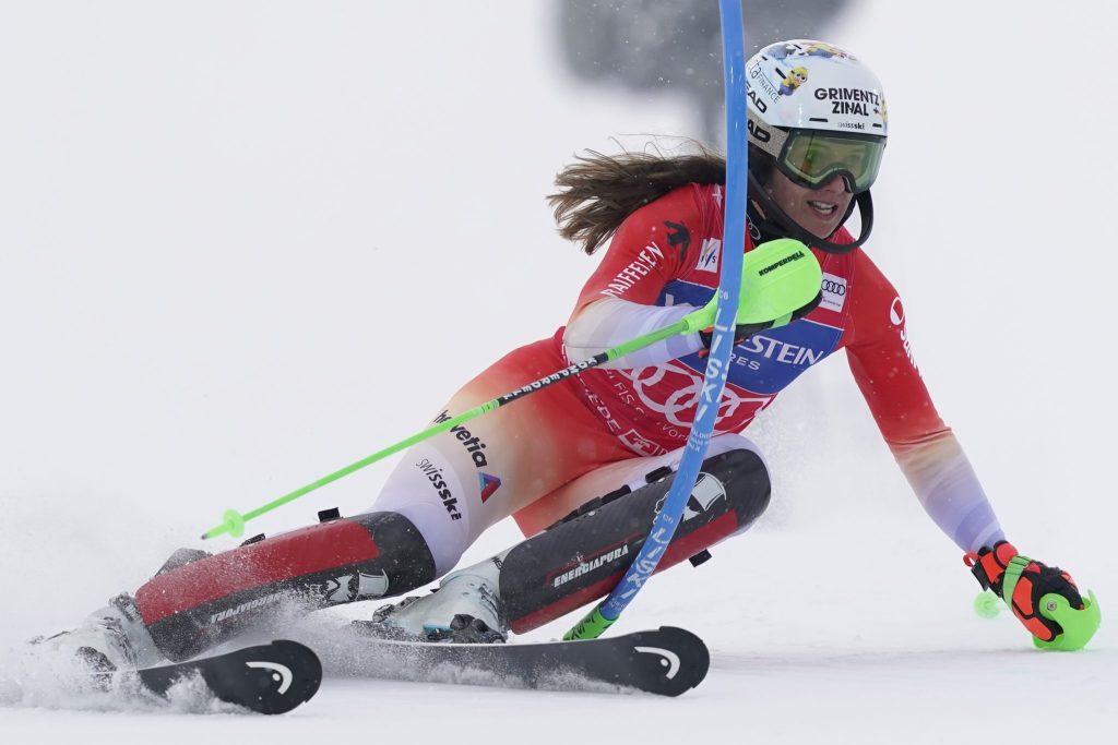 Shiffrin knackt die 100er-Siegmarke &#8211; Holdener in Sestriere Neunte