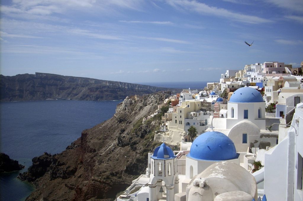 Einwohnende verlassen Santorini wegen Erdbebenserie