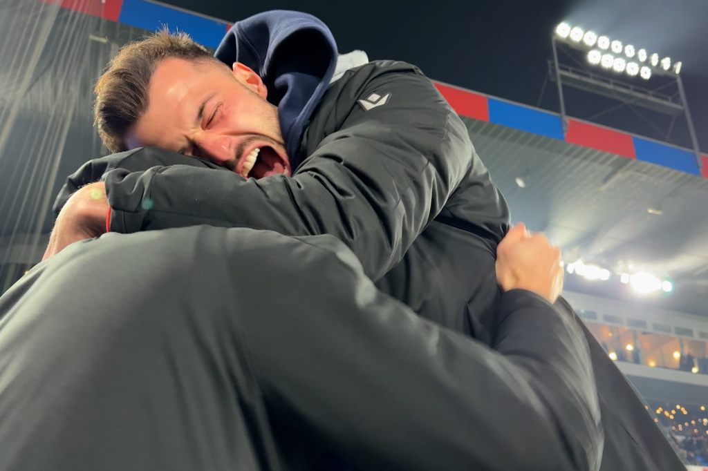 Emotionen pur: So erleben Ajeti und Schmid die letzten Sekunden zur Tabellenführung