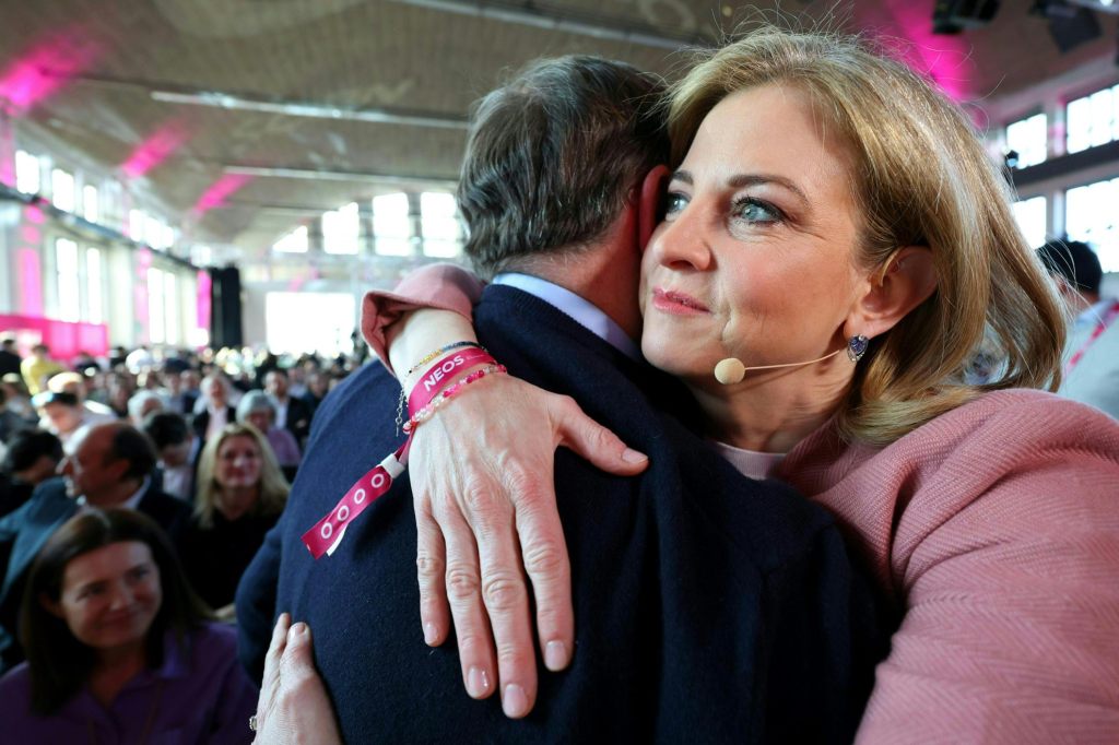 Die Dreier-Koalition in Österreich steht