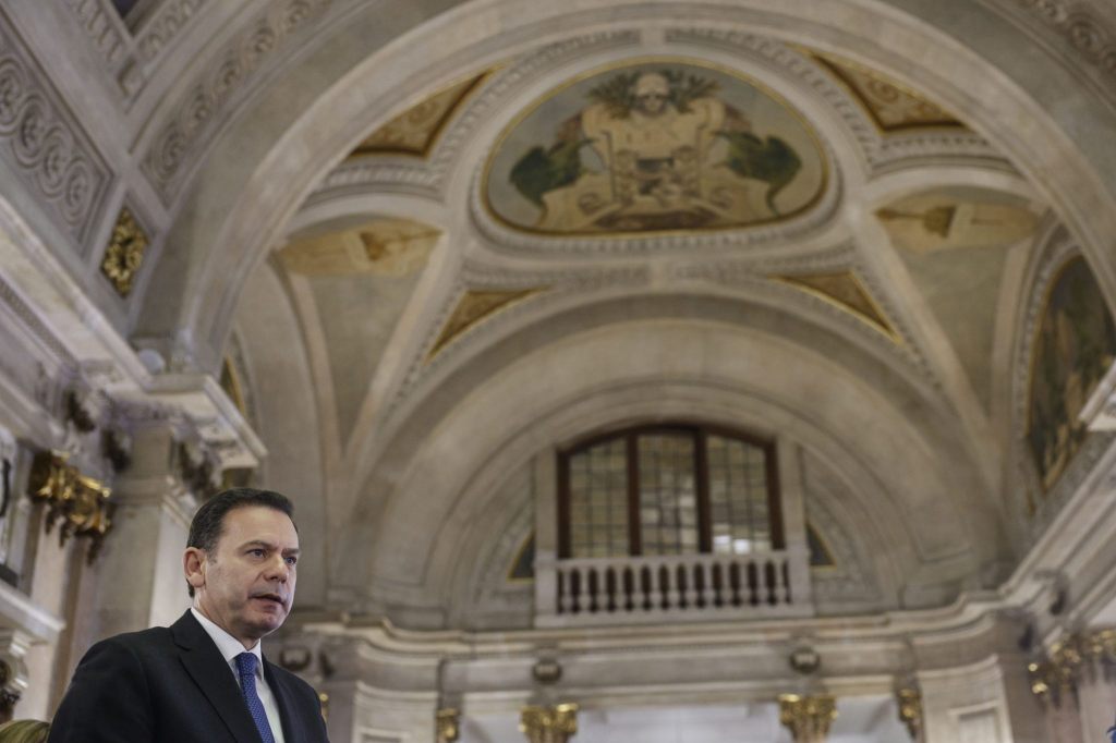 Portugals konservative Regierung vom Parlament gestürzt